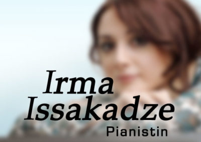 Irma Issakadze, Pianistin